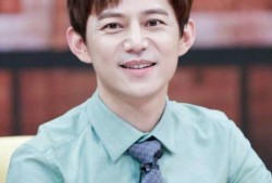 何炅爆料自卑视频大全最新,揭秘明星内心世界