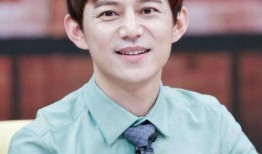 何炅爆料自卑视频大全最新,揭秘明星内心世界